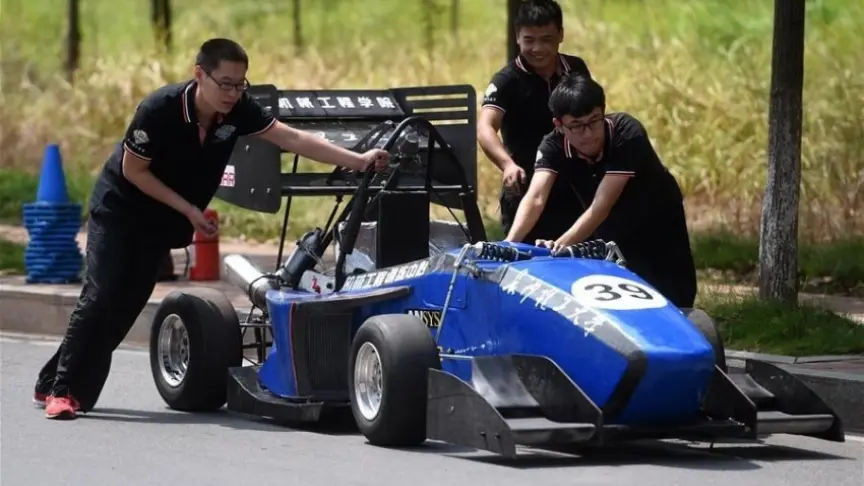 Напечатанный на 3D-принтере гоночный автомобиль примет участие в гонке в Чанша 