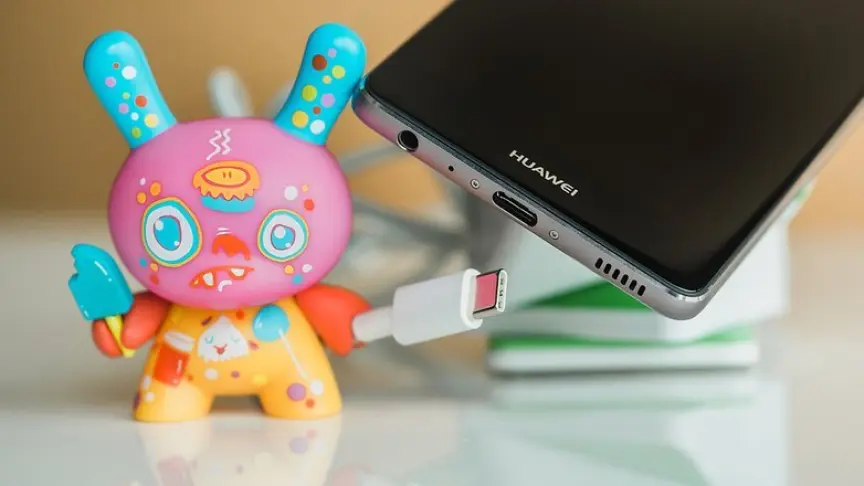 Huawei использует открытую платформу информсервисов для содействия цифровой трансформации