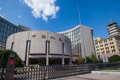 Китайский Центробанк приостановил лицензирование новых небанковских платежных систем 