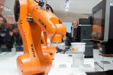 Китайская корпорация Midea увеличила свою долю в KUKA до 94,55%