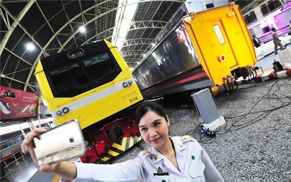 Таиланд покупает поезда китайского производства 