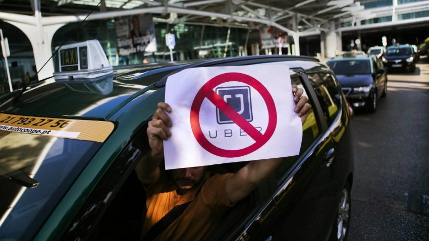 Китай легализует приложения для вызова автомобиля Didi и Uber